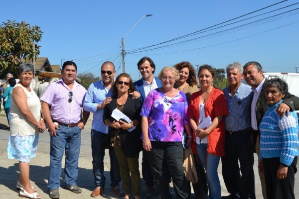 Municipio visita calle Luis Gonz&aacute;lez para informar de su pavimentaci&oacute;n