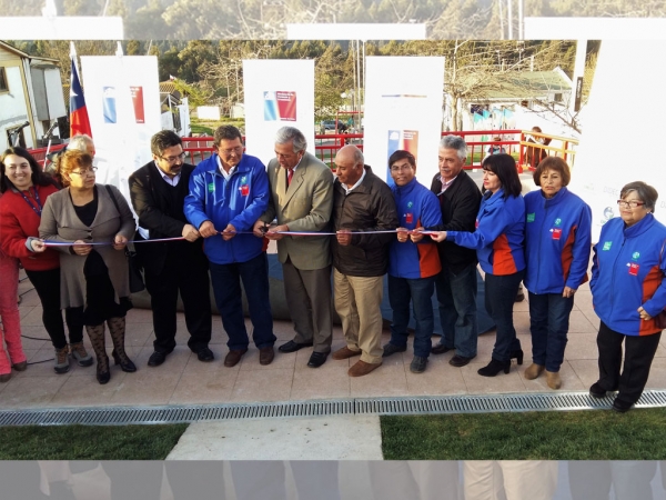 Vecinos de Las Lomas celebran mejoramiento de viviendas y &aacute;rea verde