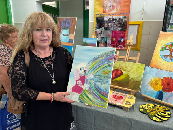 Pacientes del Cesfam Barrancas se lucieron con exposici&oacute;n de sus obras