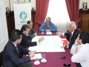 Alcalde Omar Vera y equipo Secpla encabezado por Cristian Ovalle se reunieron con Senador Lagos Weber