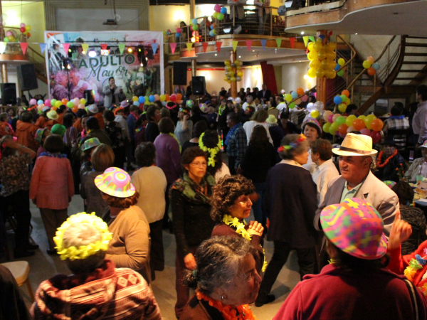 M&aacute;s de 700 adultos mayores dijeron "Adi&oacute;s" a Agosto