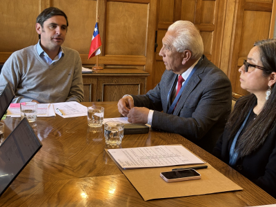 Alcalde de San Antonio se reúne con subsecretario de Desarrollo Regional para gestionar proyectos para la comuna