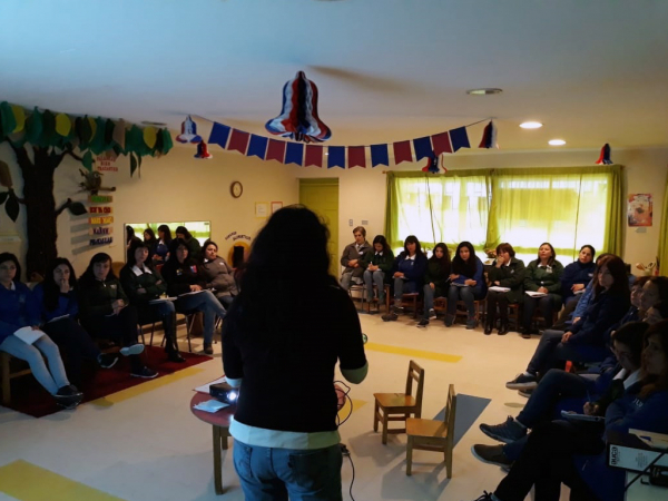 Capacitaci&oacute;n sobre enfoque de derechos en Jard&iacute;n Caracolito