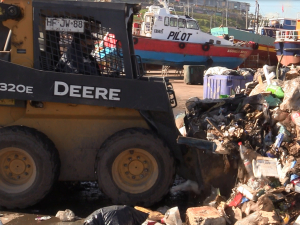 Operativo de limpieza en la Lonja Pesquera permitió sacar cerca de 40 toneladas de residuos acopiados en el lugar