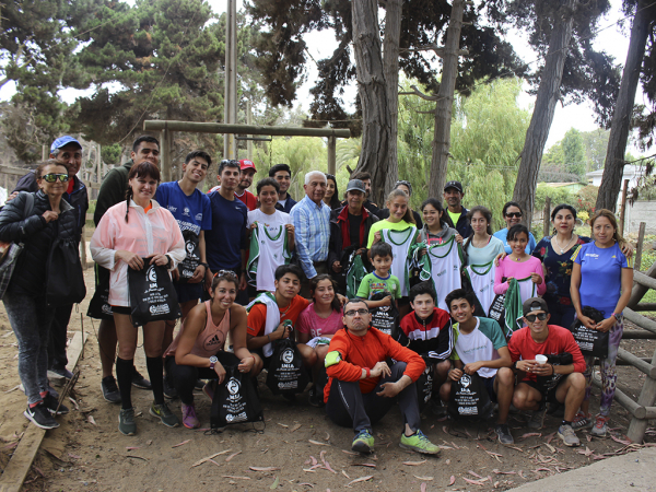 Municipio entrega indumentarias  a Club Atl&eacute;tico San Antonio