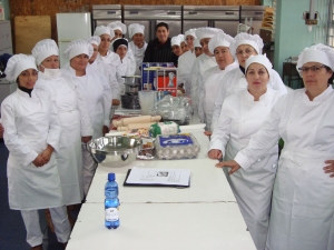 Sanantoninas realizan curso de pastelería