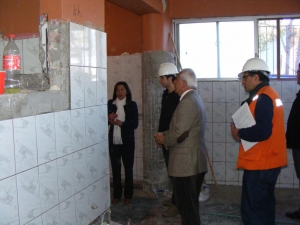 Alcalde Omar Vera visitó diversas obras de mejoramiento en Escuelas Municipales de San Antonio