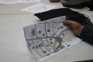 Anuncian a vecinos los desvíos de tránsito por obras en calle Curicó