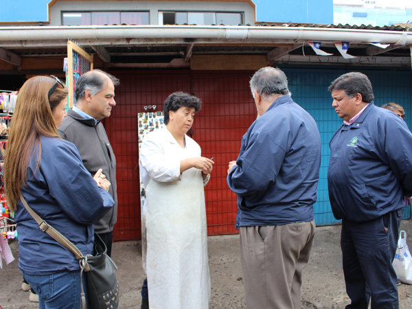 Municipio de San Antonio visita pescader&iacute;as de sindicato Hijos de Pescadores