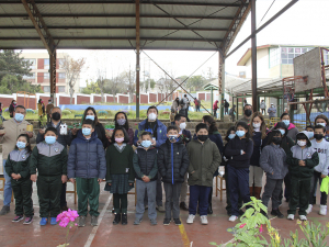 Comunidad educativa de la escuela Pedro Viveros Ormeño celebró el Día Nacional del Medioambiente