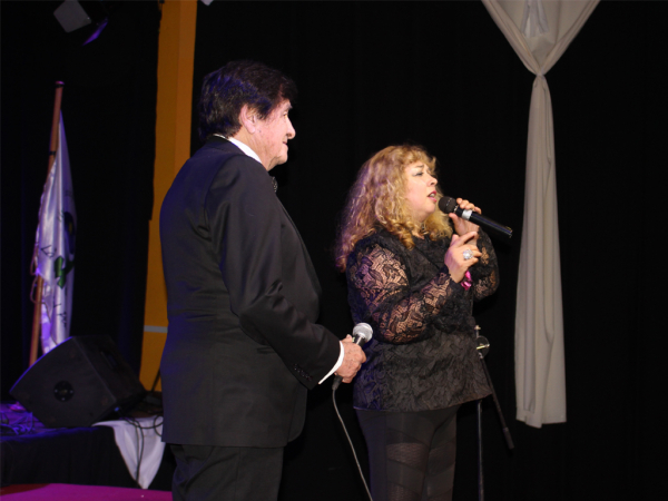 Romanticismo y recuerdos hubo en &ldquo;San Antonio, noche de Son y Boleros&rdquo;