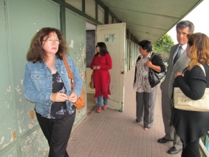 Autoridades de Educación Municipal de San Antonio junto a padres y apoderados del Bicentenario visitan ex Movilizadores Portuarios