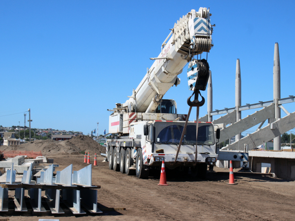 Obra del Estadio Dr. Olegario Henr&iacute;quez presenta un grado de avance de 20%