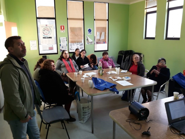 Tras capacitaci&oacute;n: &ldquo;es un orgullo aprender d&iacute;a a d&iacute;a y poder ense&ntilde;arle a mis vecinos&rdquo;