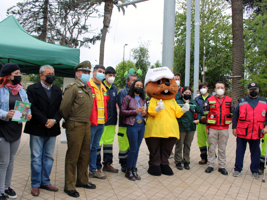 Municipio y Conaf inician campaña preventiva de incendios forestales