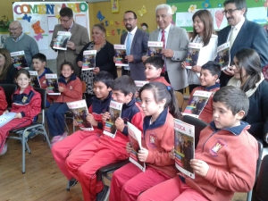Dirección de Educación  Municipal de San Antonio estrenó flamante revista “Educa”