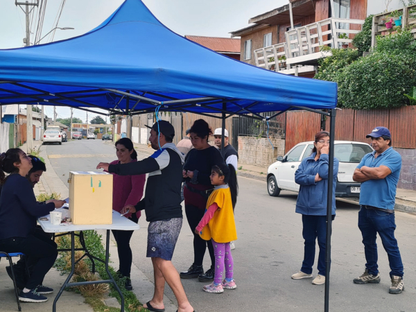 Vecinos y vecinas decidieron seguir con el Proyecto de Reposici&oacute;n del Puente Colgante