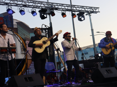 Dos mil asistentes disfrutaron del Segundo Festival del T&iacute;o Roberto en San Antonio