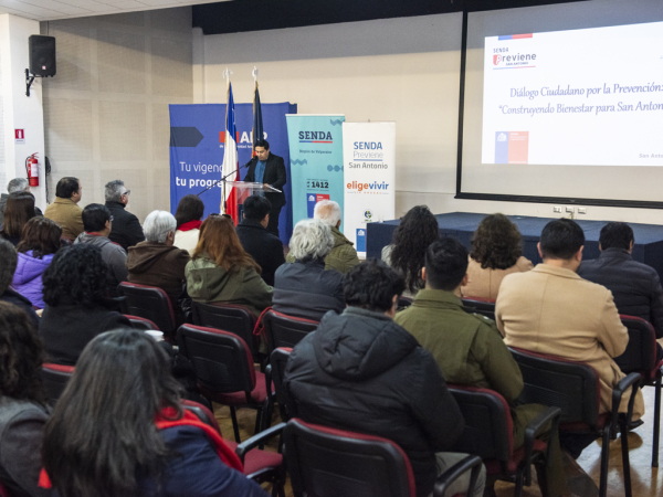 &ldquo;Di&aacute;logo ciudadano&rdquo; en San Antonio busca fortalecer la prevenci&oacute;n del consumo de drogas