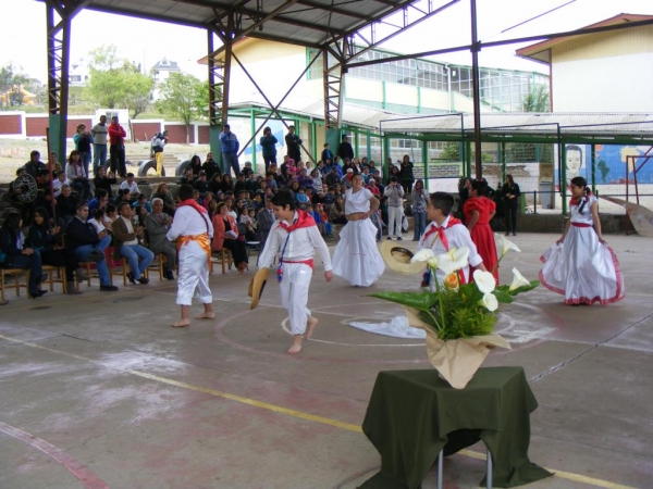 Escuela Pedro Viveros Orme&ntilde;o celebr&oacute; con diversas actividades sus 60 a&ntilde;os de existencia
