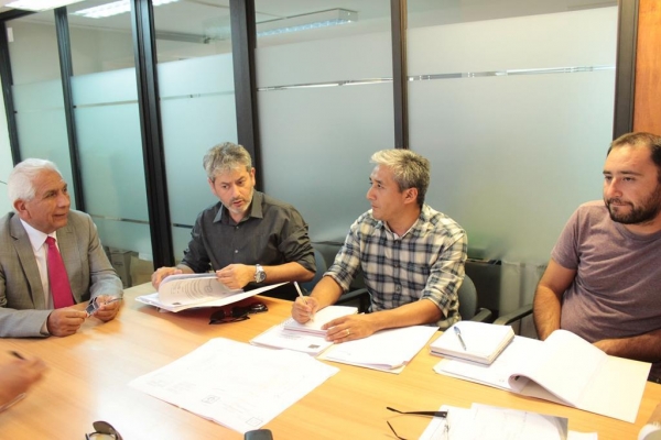 Alcalde asiste a reuni&oacute;n para detalles del nuevo estadio de San Antonio