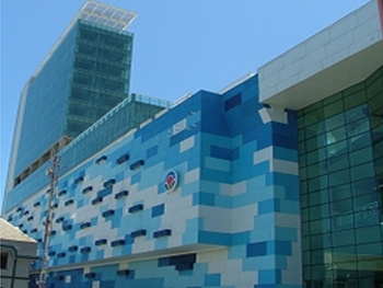 Fijan cambios para evitar la congesti&oacute;n en acceso al mall   